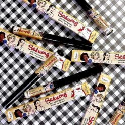 TheBalm Schwing Liquid Eyeliner -Mode Kosmetikgeschäft g0pyjyw09quk