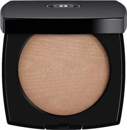 Chanel Poudre Lumiere Illuminating Powder