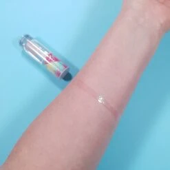 Makeup Revolution X Love Island Pout Bomb Clear Water Bottle -Mode Kosmetikgeschäft z5qqavcjy1vm